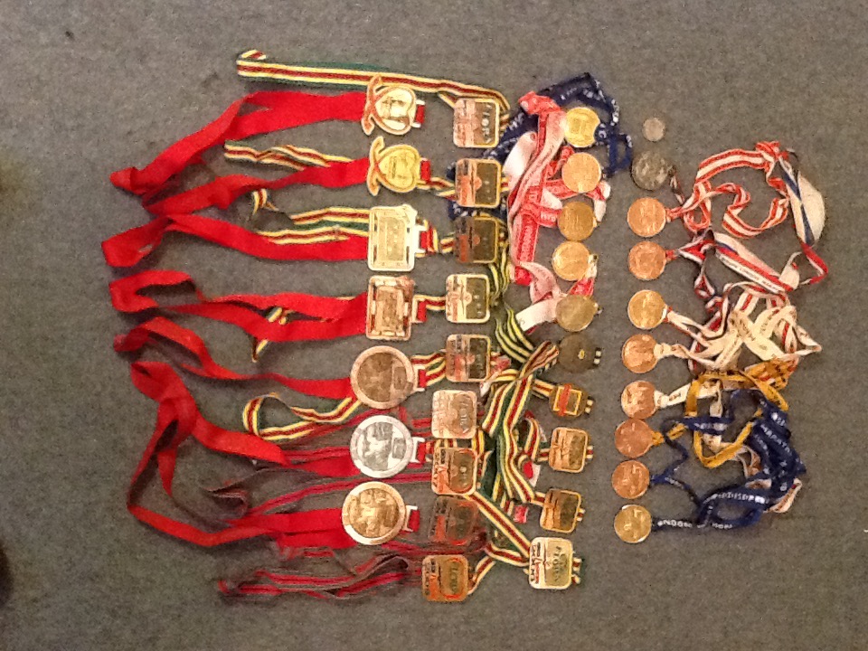 London Marathon medals 81-16